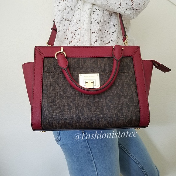 NWT MICHAEL KORS TINA BROWN CHERRY MESSENGER SMALL - Picture 2 of 8